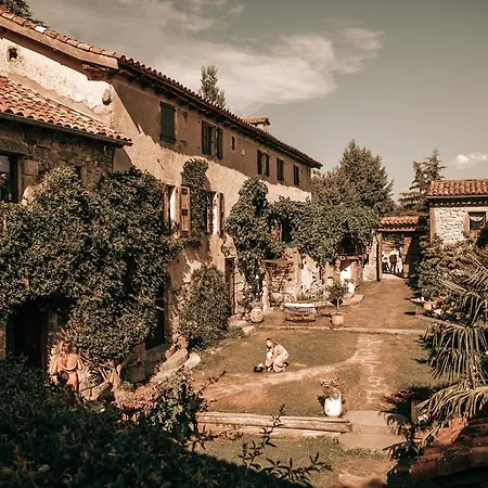 Mas Nouveau D'hôtes 3* Genolhac