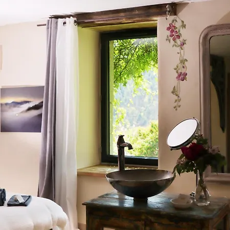 Mas Nouveau D'hôtes 3*