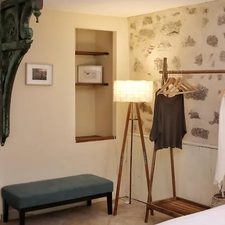 Mas Nouveau D'hôtes Couette-café Genolhac