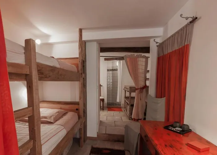 فندق مبيت وإفطار Mas Nouveau D'hotes Genolhac